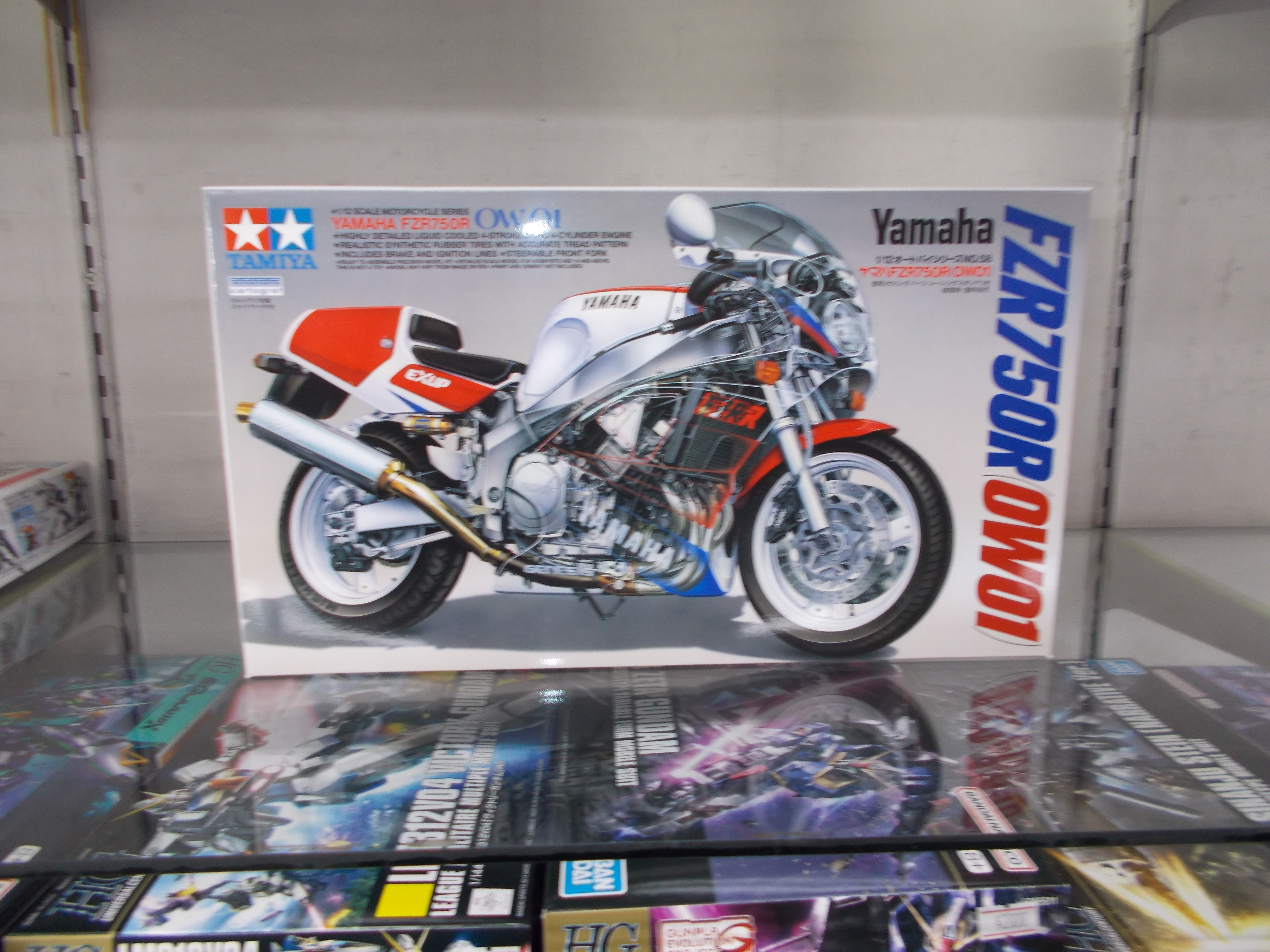 ✨1/12 ヤマハ FZR750R （OW01）